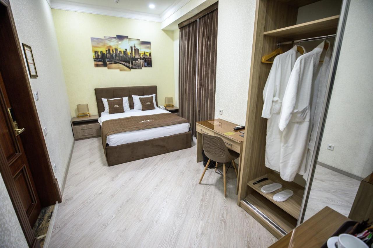 Leader Hotel Ташкент Екстериор снимка