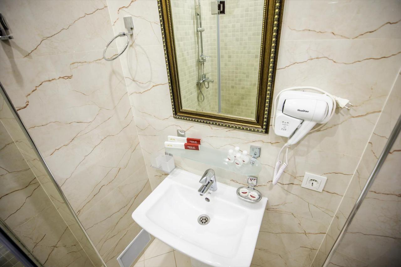Leader Hotel Ташкент Екстериор снимка