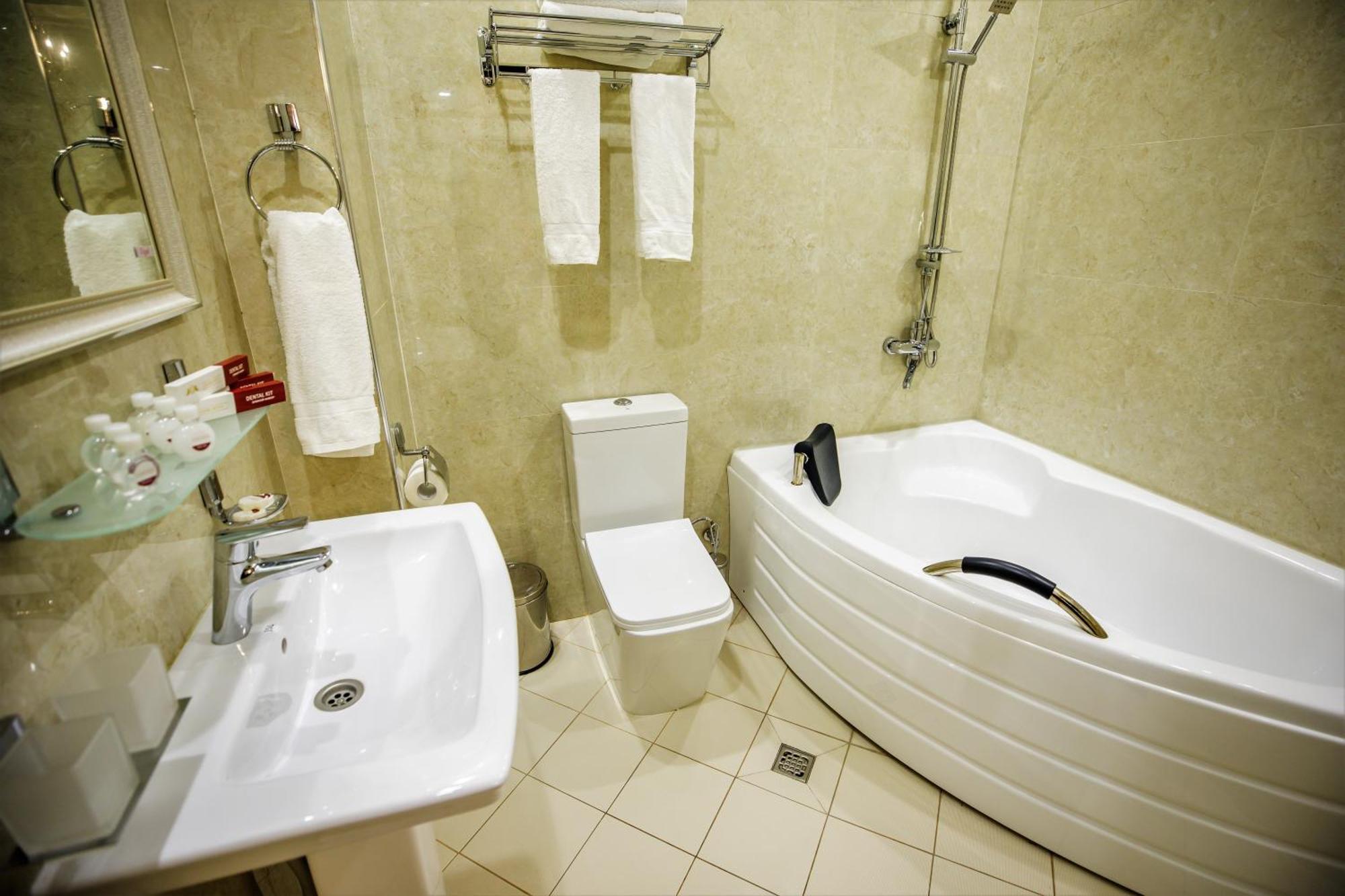 Leader Hotel Ташкент Екстериор снимка